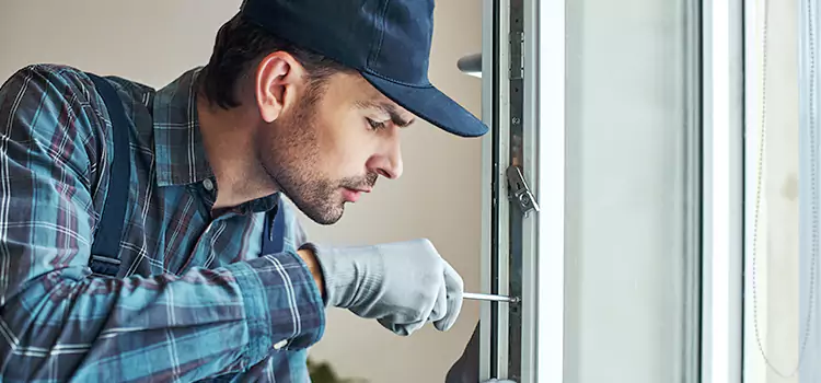 Emergency Response for Latch Issues Downers Grove